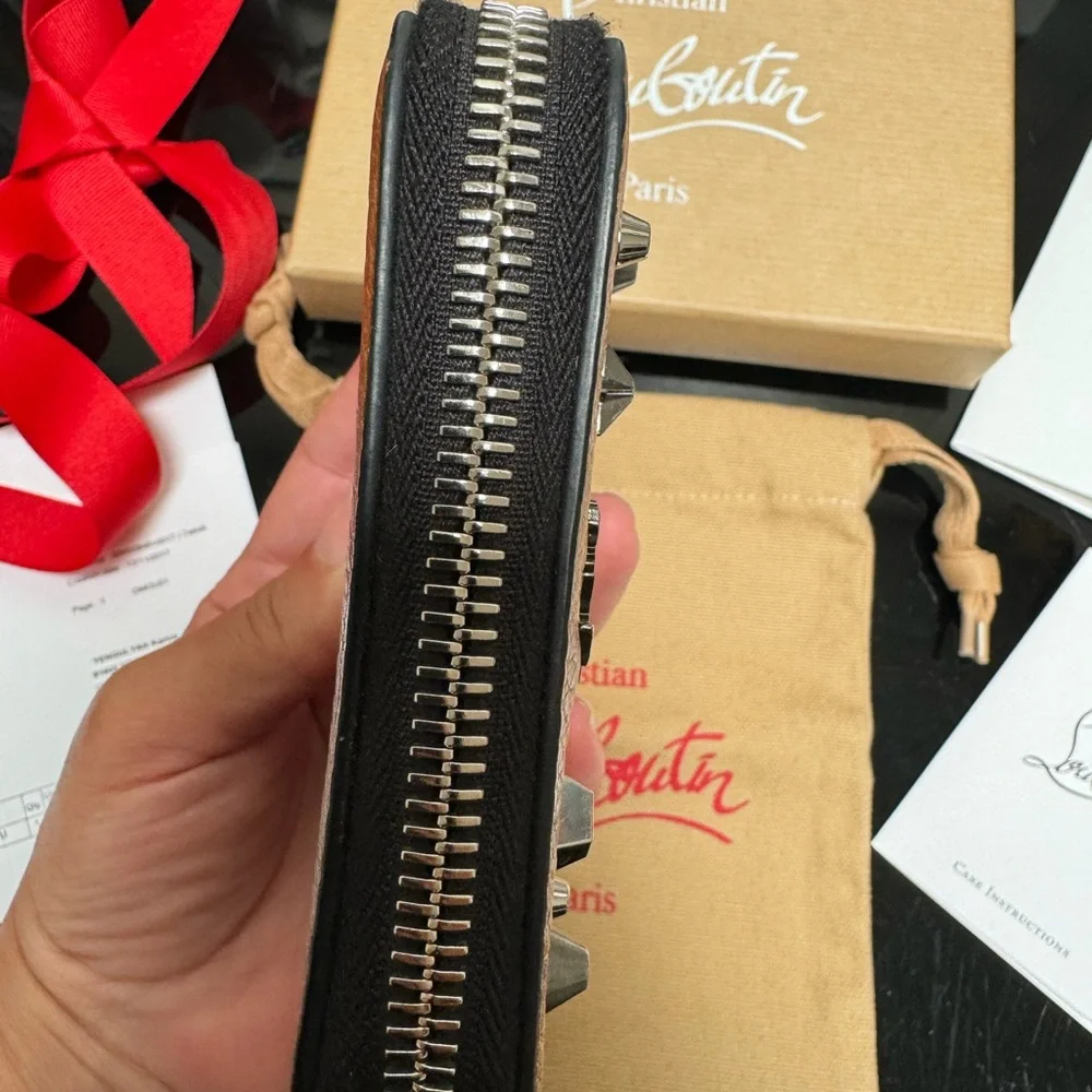 Christian Louboutin studded wallet - Picture 4 of 13